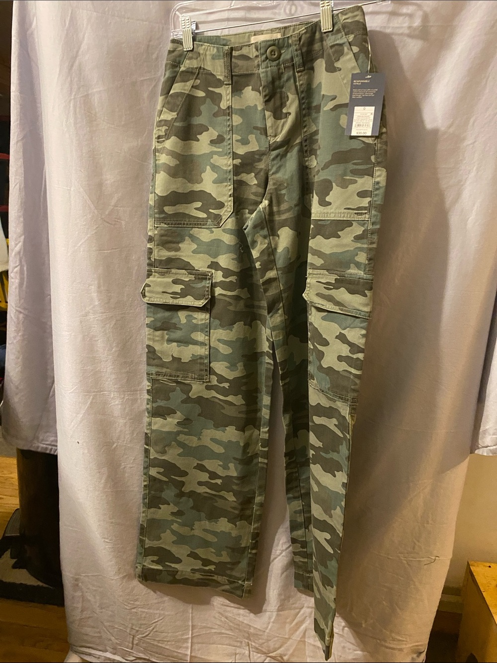 Universal Thread Women's Bootcut Cargo Pants in Green Camo